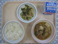 ごはん、肉どうふ、いんげんの梅和え