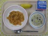 チキンライス、クリーム煮、バナナ
