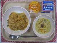 キムチチャーハン、スープスパゲティ、みかんゼリー