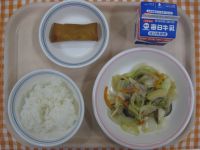 ご飯、八宝菜、はるまき