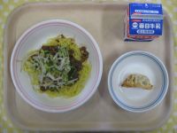 ジャージャー麺、揚げぎょうざ