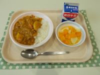 カレーライス、フルーツポンチ