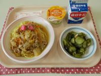 五目野菜ラーメン、酢の物、みかんゼリー