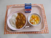 カレーライス、フルーツポンチ